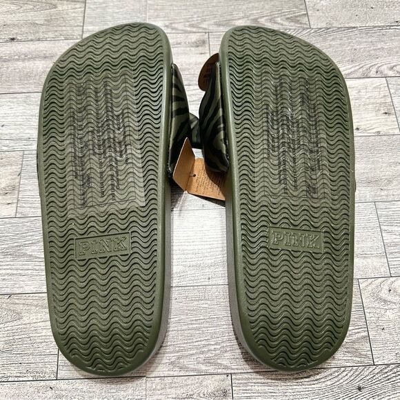 NWT VS PINK ANIMAL PRINT BOW SLIDES - Picture 4 of 7